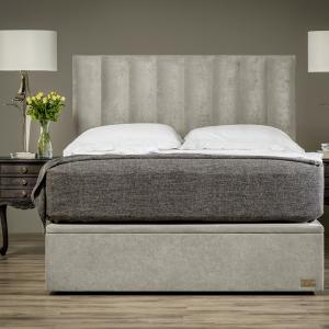 ห้องนอนสไตล์โมเดิร์นตกแต่ง headboard ขนาดคิงไซส์เตียงชุดผ้า