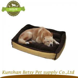 สีแดงทำให้เตียงสุนัข