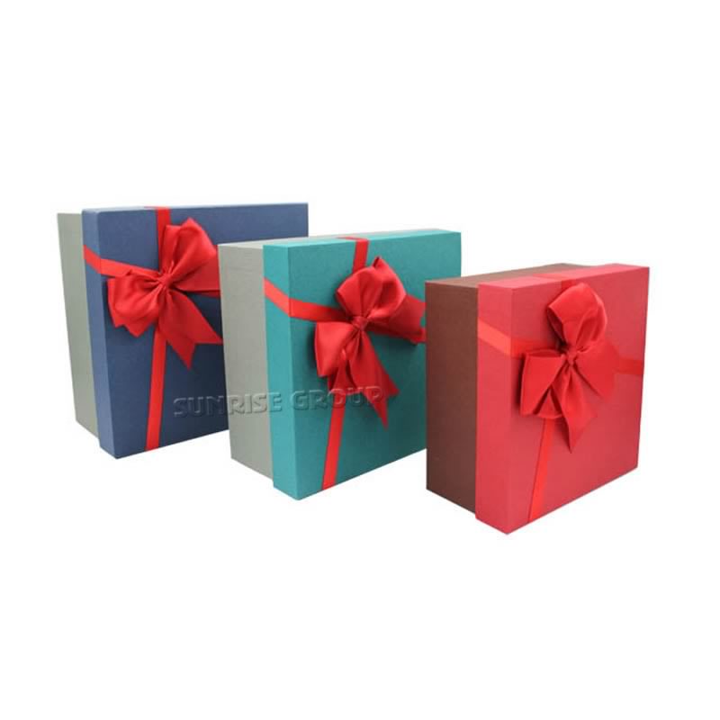 กระดาษที่พิมพ์เอง Christmas Gift Collection Candy บรรจุภัณฑ์ Gift Box