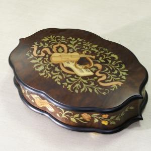 กล่องดนตรีไม้