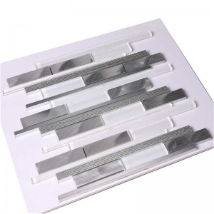 กระเบื้องโมเสคติดผนังห้องน้ำ Super White Glass \u0026 Alu