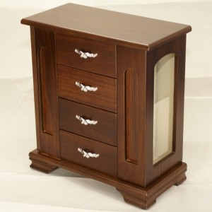 กล่องเครื่องประดับคลาสสิก