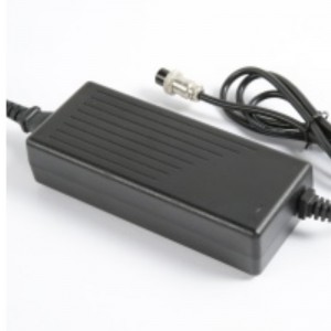 LiPo Charger สำหรับแบตเตอรี่ 12V 24V 36V 48V Li-ion / Polymer