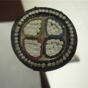 600v Xlpe อลูมิเนียมสายเคเบิลหุ้มเกราะ Swa Cable Hdpe Jacket 150 มม. 4 แกนสายเคเบิลหุ้มเกราะ