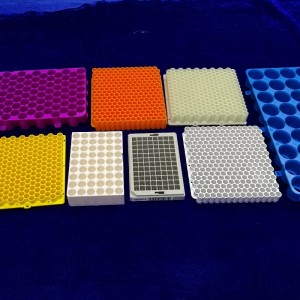 ชิ้นส่วนพลาสติกทางการแพทย์และวิทยาศาสตร์ชีวภาพ