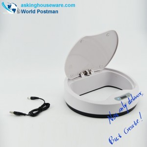 ถังขยะอุปนัยอัตโนมัติ AKbrand พร้อมที่ชาร์จไฟฟ้าสีเทาขนาด 15 ลิตร