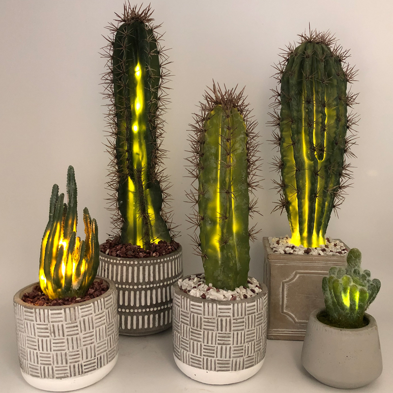 กระบองเพชรประดิษฐ์ LED ในกระถางตกแต่งกระจกตกแต่งอลังการ Faux