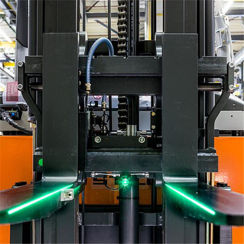 Maxtree Forklift Laser Guide System สำหรับคลังสินค้าหรือคลังสินค้า