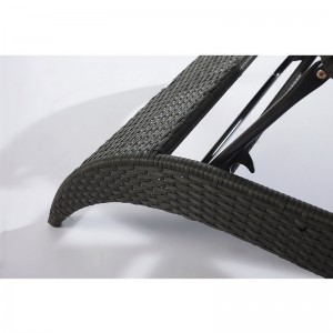 ลานกลางแจ้งสวนหวายเก้าอี้สระว่ายน้ำเลานจ์