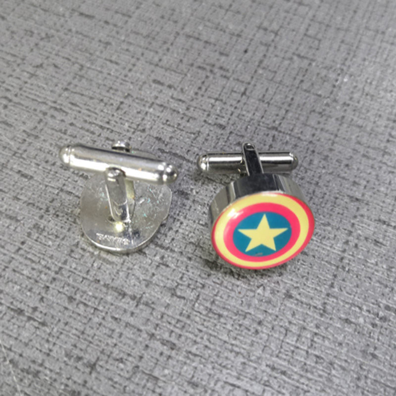 P026 cufflink