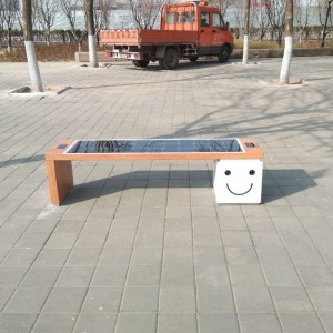 Smart Metal Park Bench เครื่องชาร์จโทรศัพท์พลังงานแสงอาทิตย์และอุปกรณ์โฆษณา
