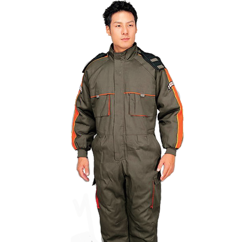 ควรปรับแต่ง Workwear ไม่ใช่ซื้อ