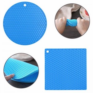 โลโก้ที่กำหนดเองขายส่งถ้วยรถไฟเหาะยางสำหรับเครื่องดื่ม