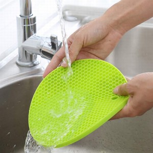 FDA ของขวัญส่งเสริมการขายซิลิโคนถ้วยรถไฟเหาะรูปร่างที่แตกต่าง