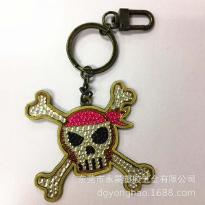 P051 พวงกุญแจเพชร