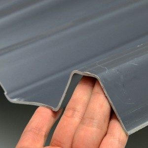 T1000 Black High Peak ASA PVC UPVC กระเบื้องหลังคาแผ่นหลังคากันน้ำที่ดี