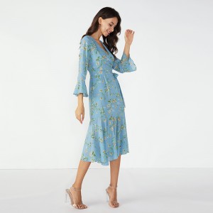 ชุดอาหารค่ำแฟนซีสีฟ้าของตูตู