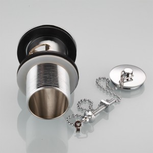 เสียบปลั๊กขยะ