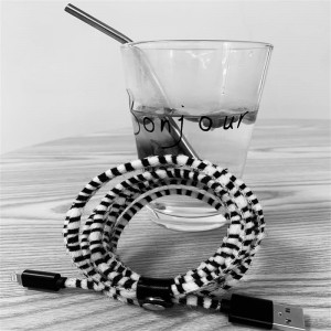 ม้าลายป่าสายข้อมูลโทรศัพท์มือถือ