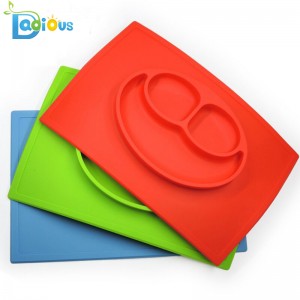 โรงงานขายส่งซิลิโคน Placemat ชิ้นเดียวสำหรับเด็กวัยหัดเดิน BPA FREE เด็กให้อาหารซิลิโคน Placemat แผ่น