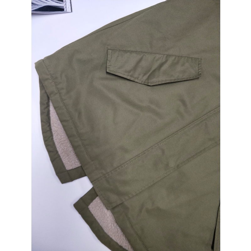 เสื้อกันความร้อนของผู้หญิงในคาคิ RLWPC0087