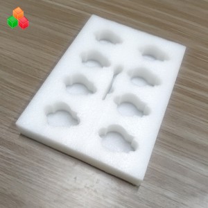 ที่มีคุณภาพสูงที่กำหนดเองแม่พิมพ์ตายตัดแพ็ค epe ภายในโฟมกันกระแทกที่มีสีสัน epe โฟมแทรกสำหรับบรรจุภัณฑ์ขวดไวน์วัสดุ