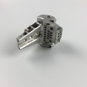 ชิ้นส่วนของเครื่องเลเซอร์