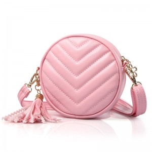 ["ใหม่ที่เดินทางมาพักผ่อนเย็บกระเป๋าเด็กเวอร์ชั่นเกาหลีของ PU คุณภาพสูงกระเป๋าสะพายไหล่เดียวสาวแฟชั่นรอบ tassels เด็ก straddle กระเ...