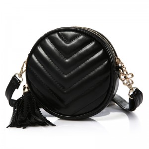 ["ใหม่ที่เดินทางมาพักผ่อนเย็บกระเป๋าเด็กเวอร์ชั่นเกาหลีของ PU คุณภาพสูงกระเป๋าสะพายไหล่เดียวสาวแฟชั่นรอบ tassels เด็ก straddle กระเ...