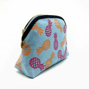 กระเป๋าเครื่องสำอางแคนวาส