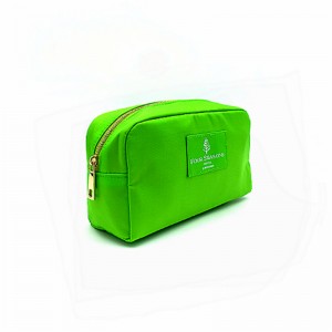 กระเป๋าเครื่องสำอาง