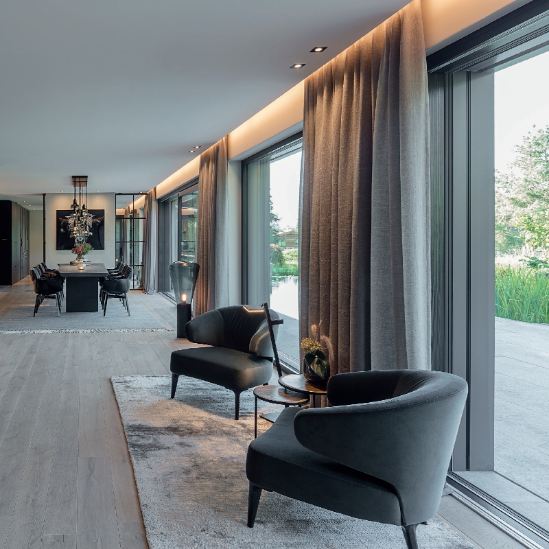 ประตูฝรั่งเศส VS อลูมิเนียมบานเลื่อนเลื่อน - ที่ดีขึ้น?