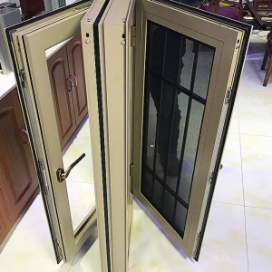 หน้าต่างมุ้งลวดอลูมิเนียม