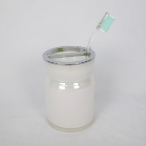 ชุดกระจกห้องน้ำความมันวาวสดใส