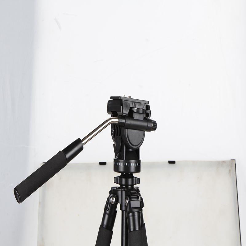 Kingjoy VT-1200 กล้องขาตั้งกล้องที่มีหัว 1/4 