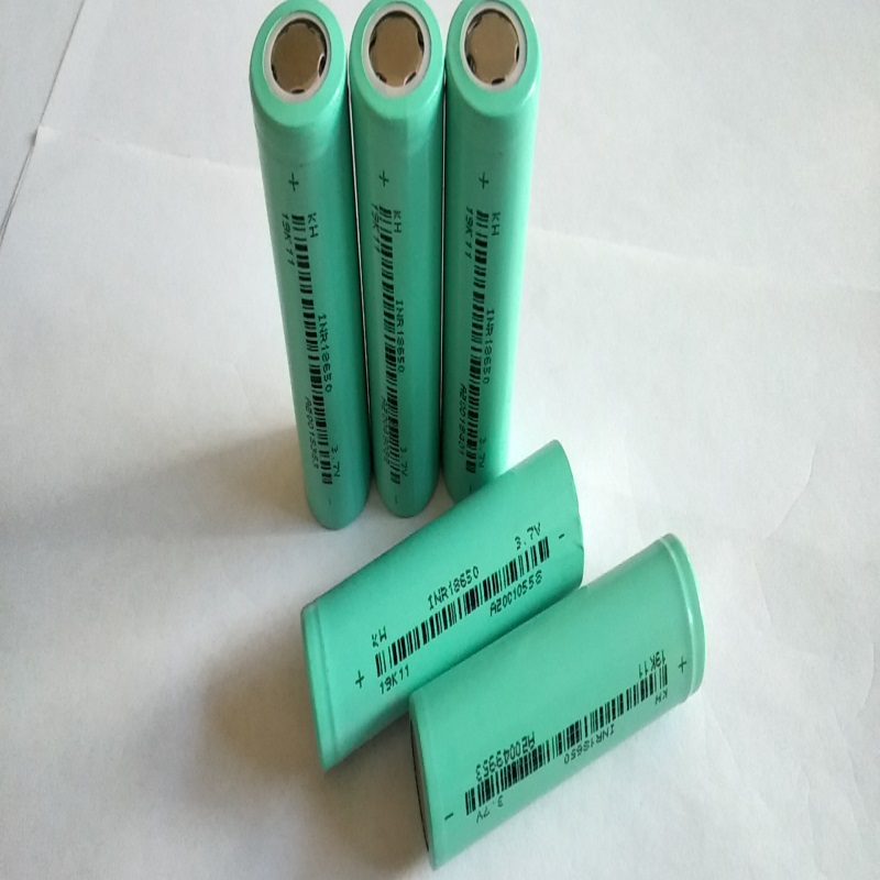 18650 แบตเตอรี่ลิเธียมไอออน 2000mAh 3.7V