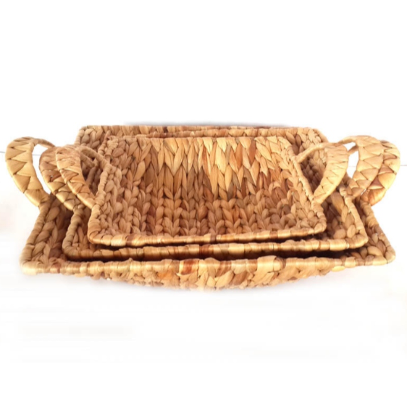 ตะกร้าผักตบชวาพร้อมที่จับ