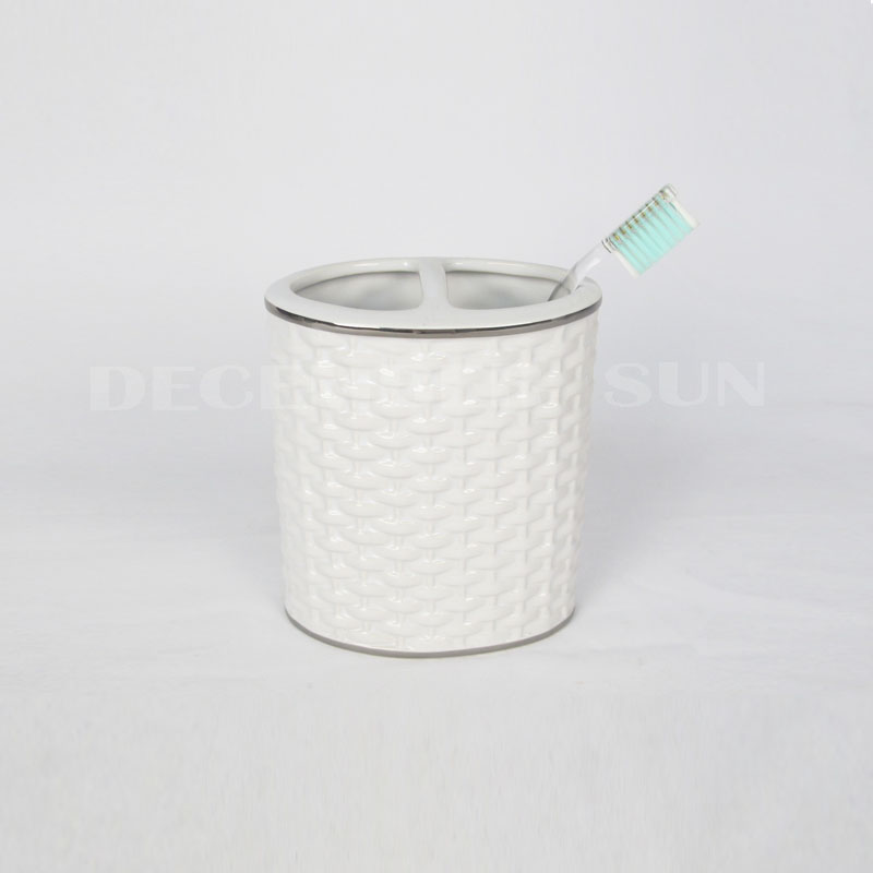 2020 ราคาที่ดีที่สุดพอร์ซเลนสีขาวไม้ไผ่ทอผ้าชุดอุปกรณ์ห้องน้ำ