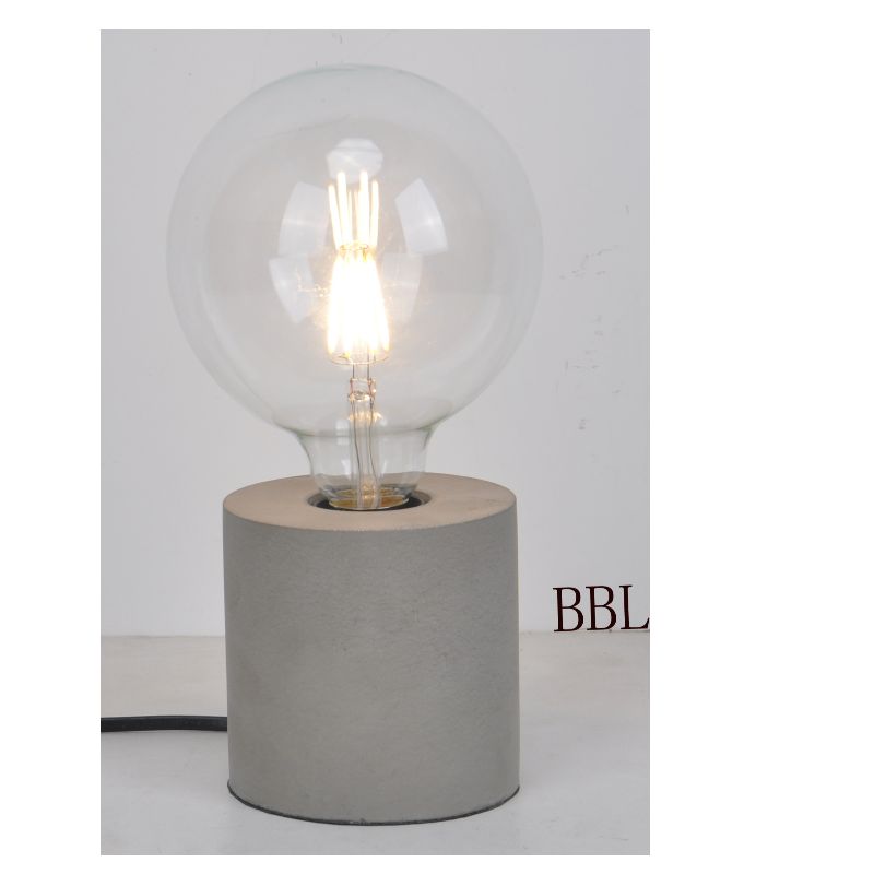 โคมไฟตั้งโต๊ะพร้อมฐานคอนกรีตเสา