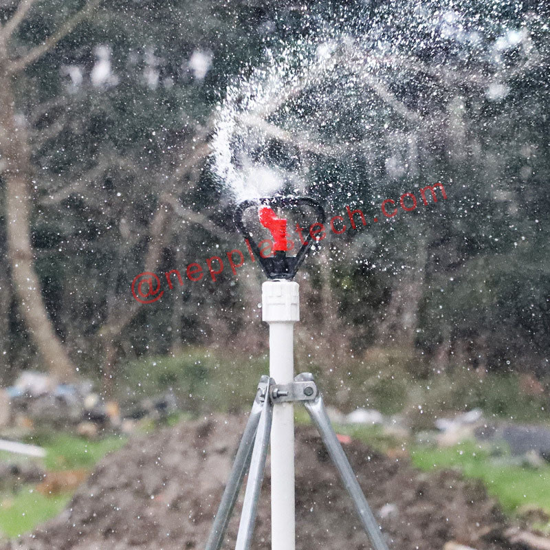 1\/2 นิ้วรูปทรงผีเสื้อสวนผลไม้และสวนสนามหญ้าอัตโนมัติชลประทานหมุนหัวสปริงเกลอร์