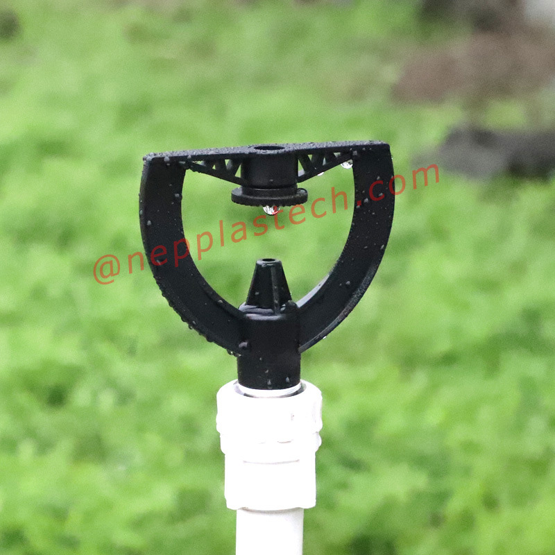 ครึ่งนิ้วภูมิทัศน์ชลประทานหักเหแสงหัวฉีดสนามหญ้าอัตโนมัติชลประทานพลาสติกผีเสื้อหัวฉีดสเปรย์