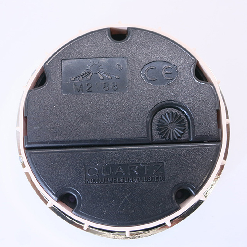 เส้นผ่าศูนย์กลาง 65mm ผนังรอบนาฬิกาสีเงินแทรก