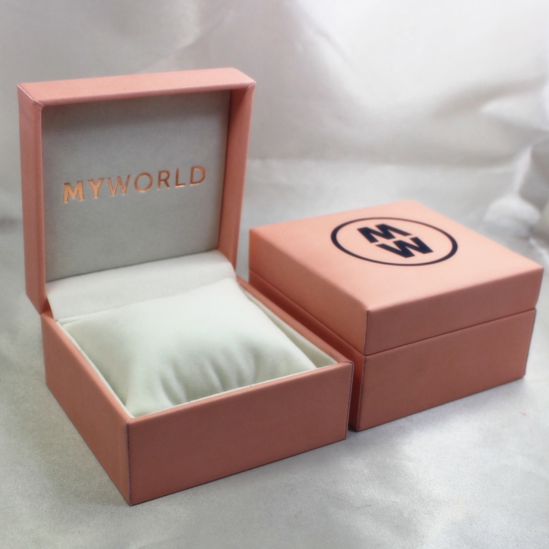 รายการ V-05 สี่เหลี่ยมผืนผ้าพลาสติกหนังเทียมกล่องกระดาษสำหรับนาฬิกา มิลลิเมตร 100 * 100 * 60 น้ำหนักประมาณ 194 กรัม