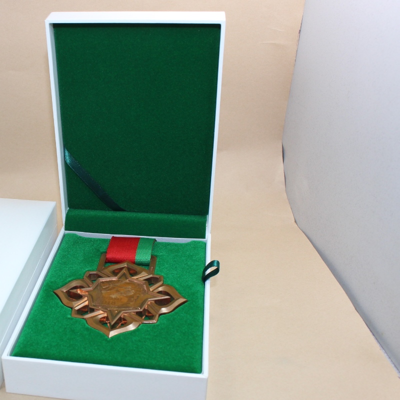 v-15l สี่เหลี่ยมหนังยูรีเทนกล่องเหมาะสำหรับ 90 42mm เหรียญเหรียญและป้ายฯลฯ สำหรับ 185g