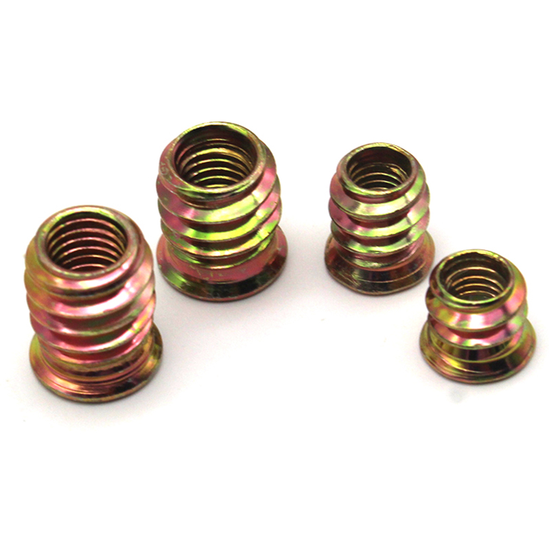 M6 M8 M10 สังกะสีสีเหลือง Countersunk ไดรฟ์แทรกอ่อนนุชกระทู้สำหรับเฟอร์นิเจอร์ไม้