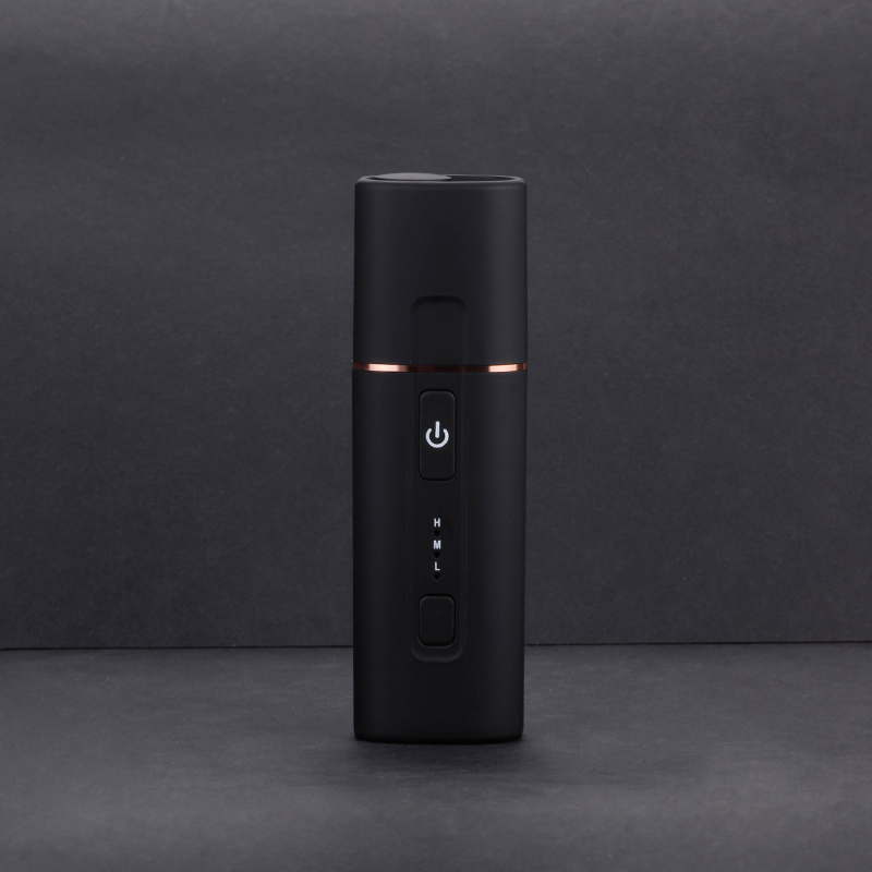 Pluscig B3 ความร้อนอุณหภูมิต่ำบุหรี่อิเล็กทรอนิกส์ 1300mAh แบตเตอรี่