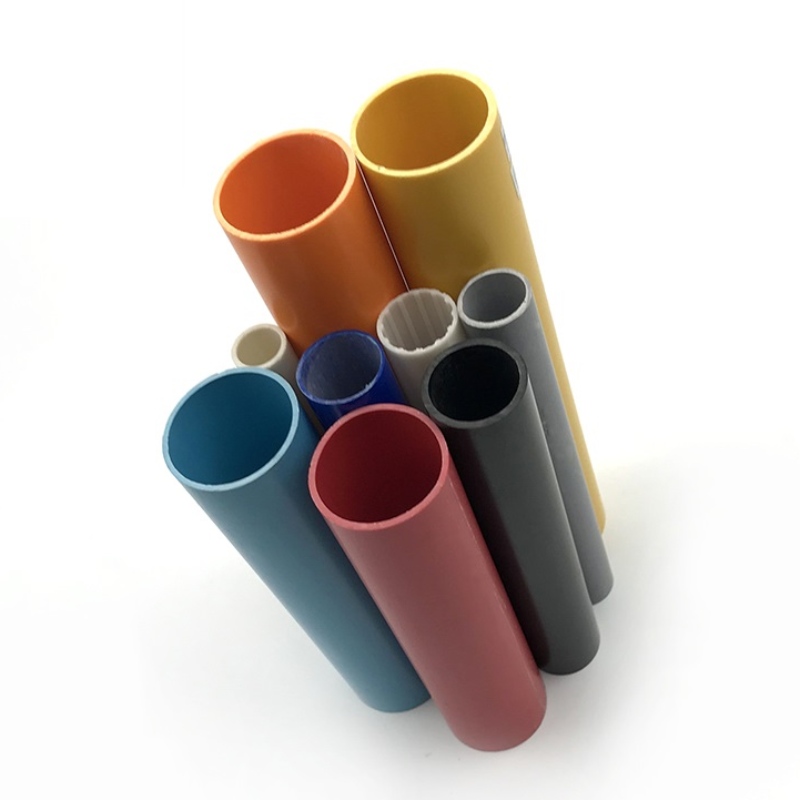 โปรไฟล์พลาสติกอัดขึ้นรูปที่ผิดปกติสำหรับวัสดุตกแต่งภายในอาคารสำนักงานที่อยู่อาศัยที่หลากหลาย