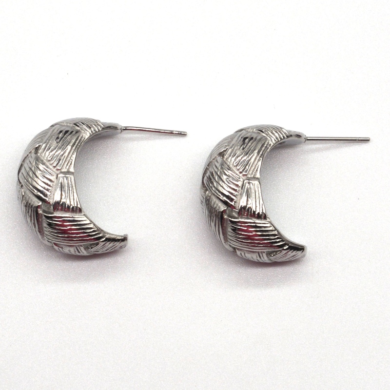 ต่างหูเงินผู้หญิงต่างหูสิ่งทอลายทแยงแกะสลักรอบโรงงานแปรรูปเครื่องประดับของจีน Ruifanbao