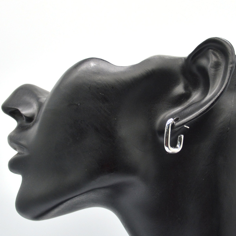 ต่างหูตัวอักษร Hypoallergenic หญิงรุ่นสาวสแตนเลสสตีลของขวัญฟรีสำหรับแฟนภรรยาลูกสาวและน้องสาวหลานสาวจีนโรงงานเครื่องประดับ Ruifanbao