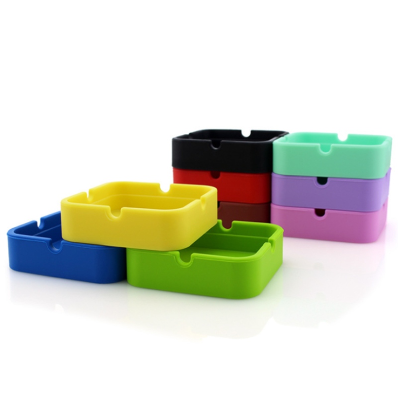 ที่เขี่ยบุหรี่สี่เหลี่ยมเล็ก